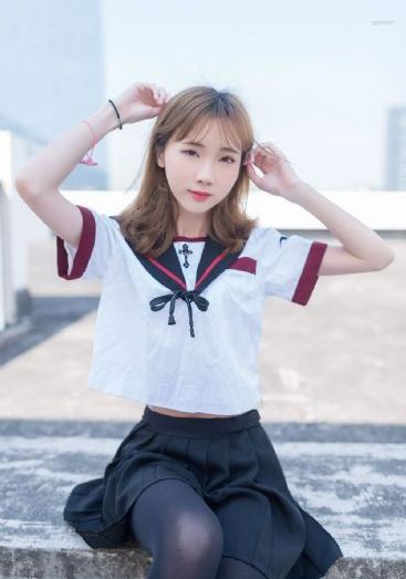 人妻在厨房被色诱中文字幕_国语版在线观看免费