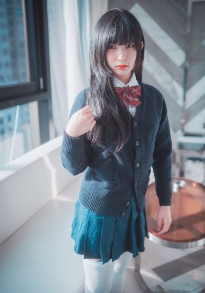 伊人久久久αv老熟妇色_720高清完整版