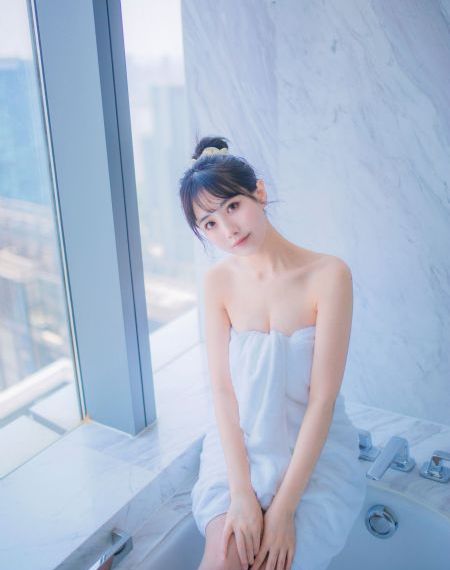 亚洲一区制服无码中字_HD电影在线看