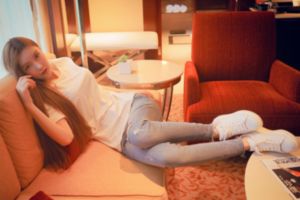 视频一区视频二区制服丝袜_十万网红美女美酱