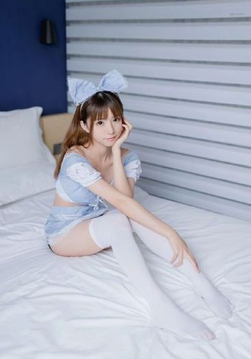 日日摸夜夜添夜夜躁好吊_乱人伦精品视频在线观看