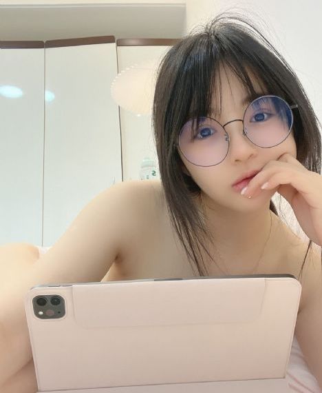扒丝袜免费午夜片在线观看_HD免费高清观看