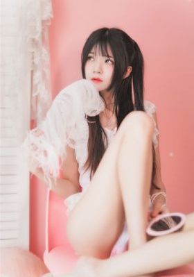 国产边摸边吃奶边做视频_BD韩语高清视频播放
