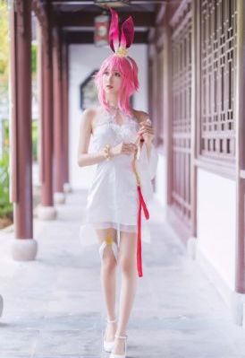 美女图片高清图片大全壁纸_720电影免费在线