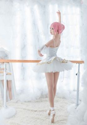 美女色欲色欲免费播放_1080高清完整版播放